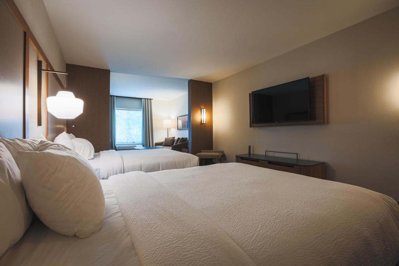 Fairfield Inn & Suites マーケット エクステリア 写真