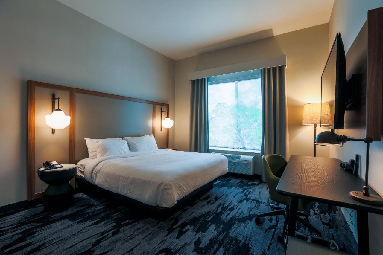 Fairfield Inn & Suites マーケット エクステリア 写真