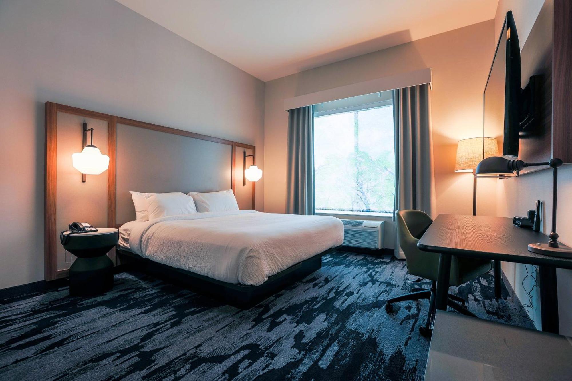 Fairfield Inn & Suites マーケット エクステリア 写真
