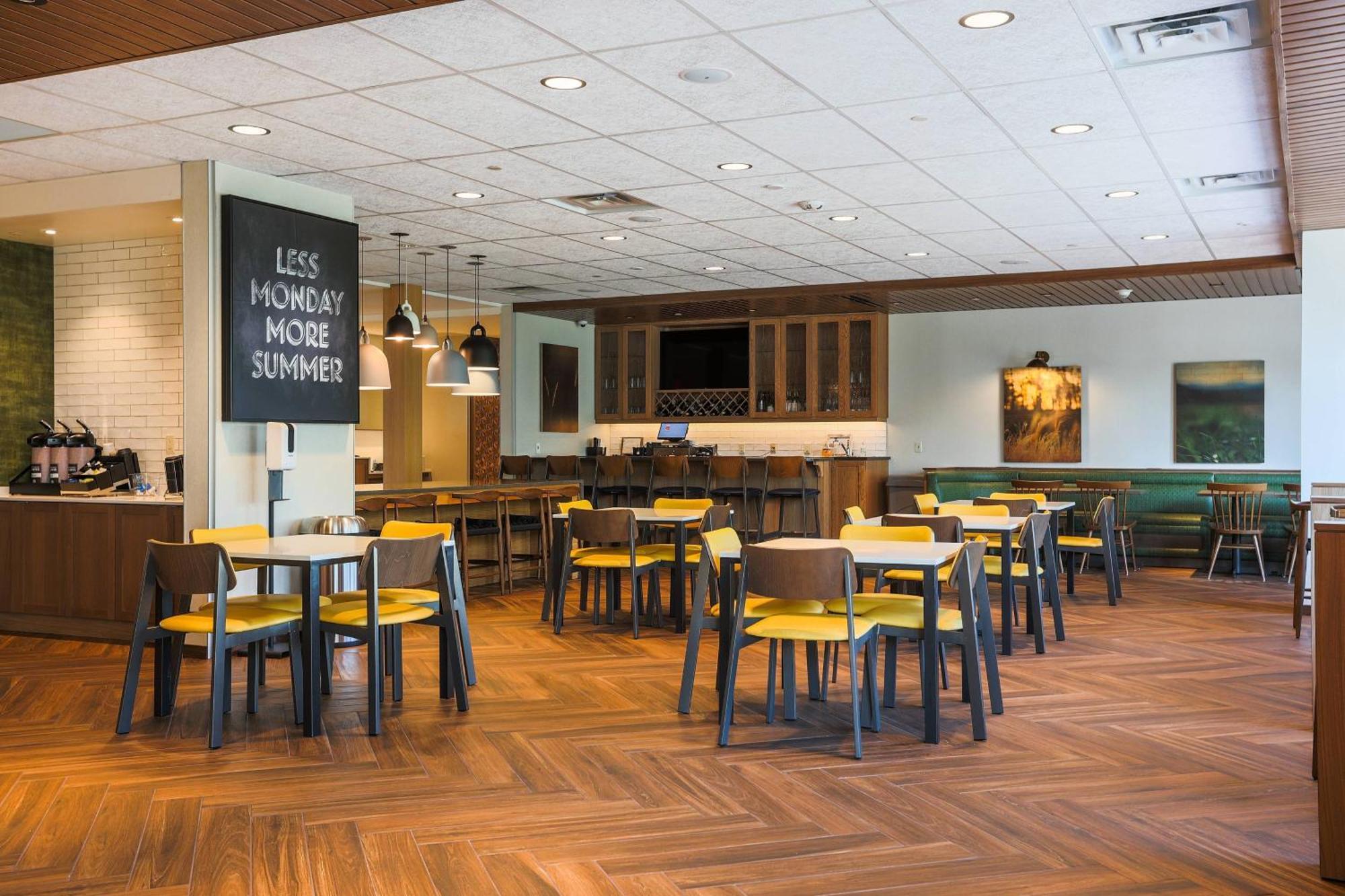 Fairfield Inn & Suites マーケット エクステリア 写真
