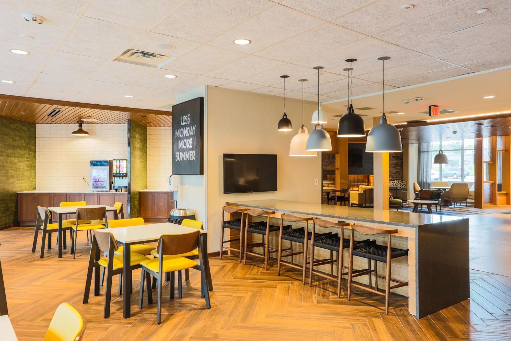 Fairfield Inn & Suites マーケット エクステリア 写真