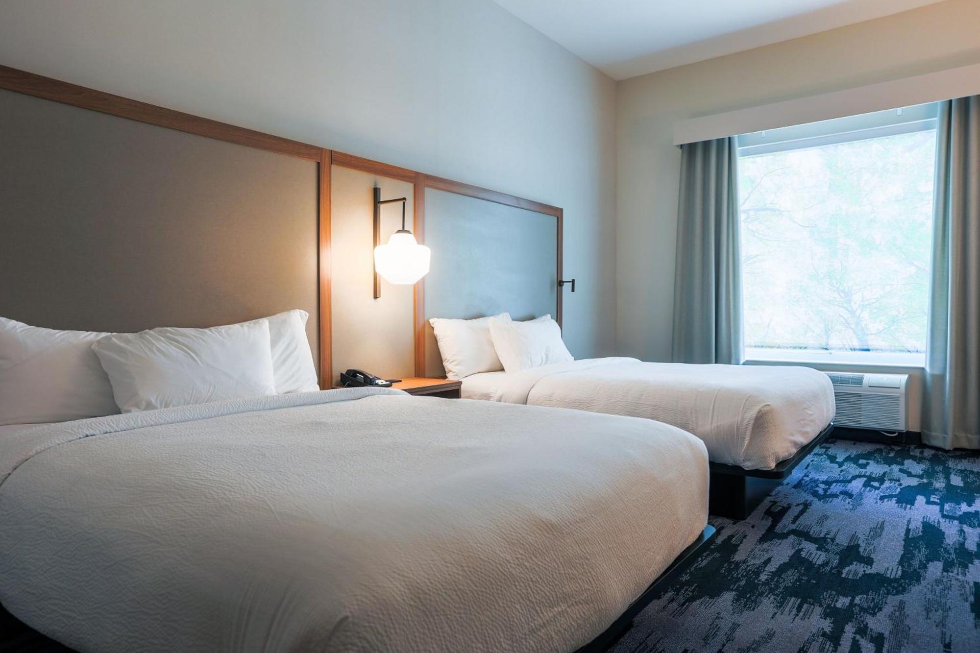 Fairfield Inn & Suites マーケット エクステリア 写真